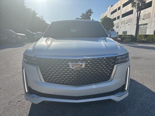 2022 Cadillac Escalade Premium Luxury