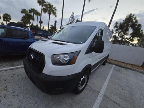 2025 Ford Transit-250 148 WB Medium Roof Cargo