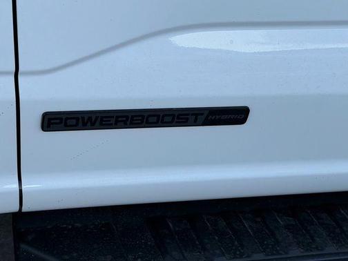 Oxford White 2026 Ford F-150 XLT