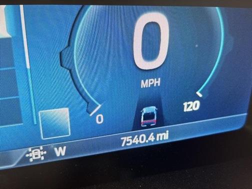 2024 Ford F-150 Lightning LARIAT
