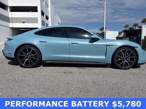 2022 Porsche Taycan Base