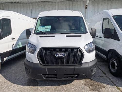 Oxford White 2026 Ford Transit-250 148 WB Medium Roof Cargo