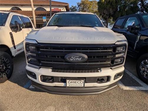 2026 Ford F-250 Platinum