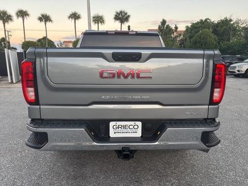 2024 GMC Sierra 1500 SLE