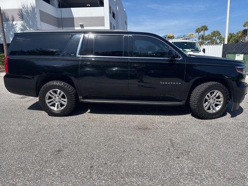 2018 Chevrolet Suburban LT