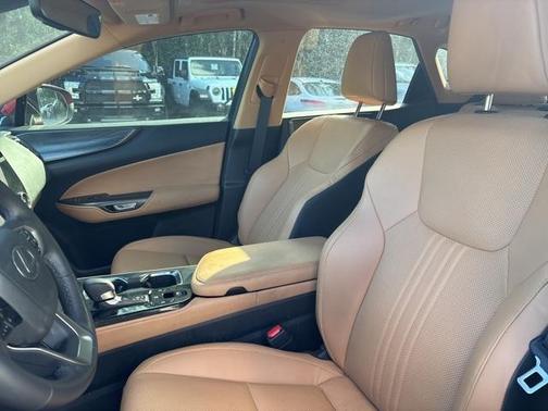 2024 Lexus NX 250 Premium