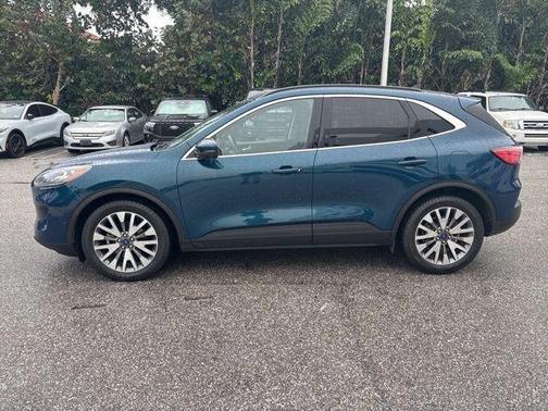 2020 Ford Escape Titanium Hybrid