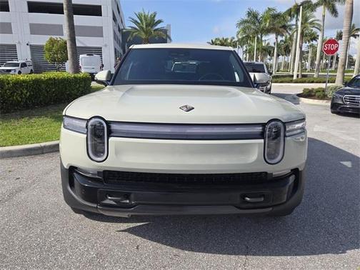 2025 Rivian R1T CALIFORNIA