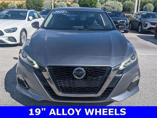 2022 Nissan Altima 2.5 SR