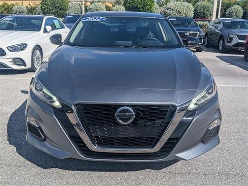 2022 Nissan Altima 2.5 SR