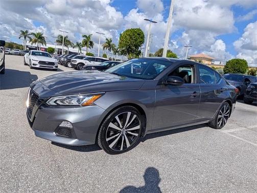 2022 Nissan Altima 2.5 SR