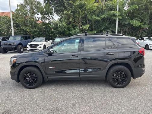 2022 GMC Terrain AT4