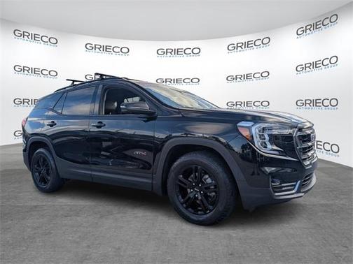 2022 GMC Terrain AT4