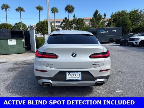 2022 BMW X4 xDrive30i