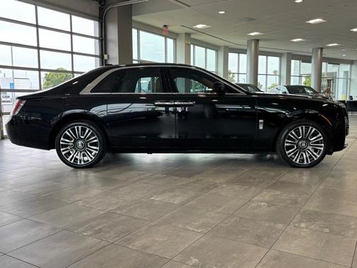 2021 Rolls-Royce Ghost Base