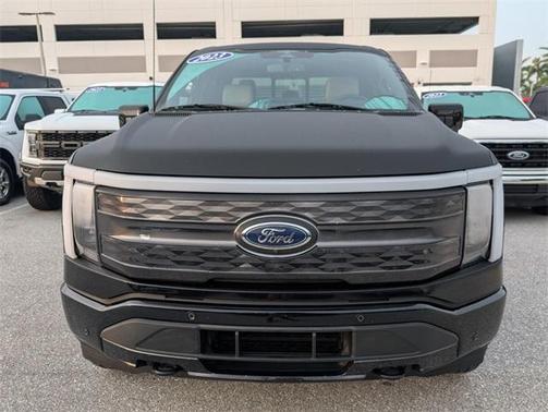 2023 Ford F-150 Lightning Platinum