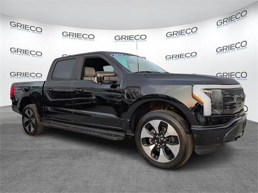 2023 Ford F-150 Lightning Platinum