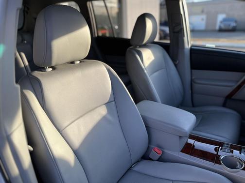 2012 Toyota Highlander Limited