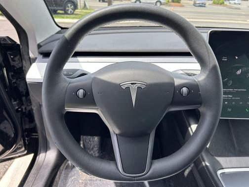 Solid Black 2022 Tesla Model 3 Long Range