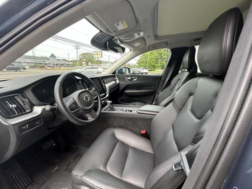 2019 Volvo XC60 T5 Momentum