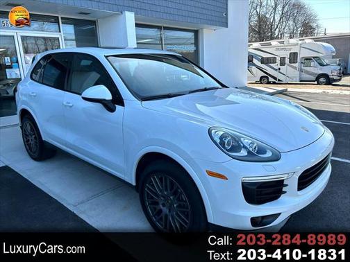 2017 Porsche Cayenne Platinum Edition