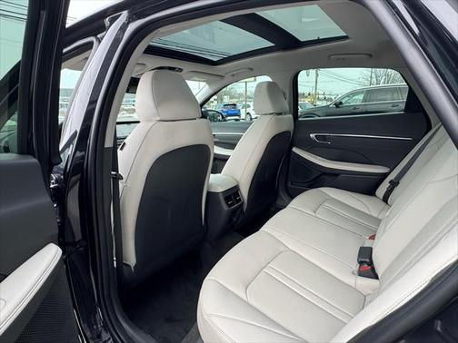 2023 Hyundai SONATA Limited