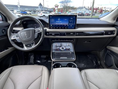 2021 Lincoln Nautilus Reserve