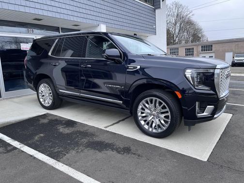 Midnight Blue Metallic 2024 GMC Yukon Denali