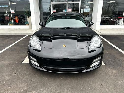 2012 Porsche Panamera 4