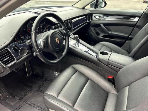 2012 Porsche Panamera 4