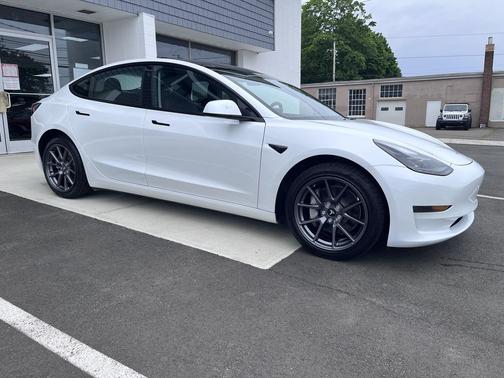 White 2023 Tesla Model 3 Standard Range
