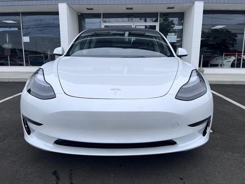 White 2023 Tesla Model 3 Standard Range