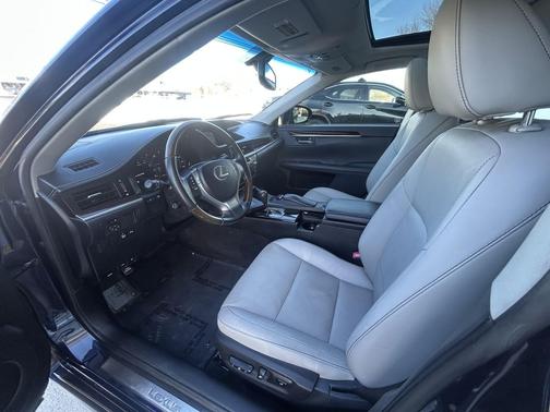 2015 Lexus ES 350 Base