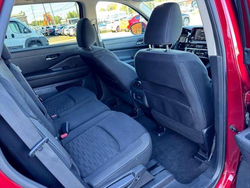 2022 Nissan Pathfinder SV 4WD