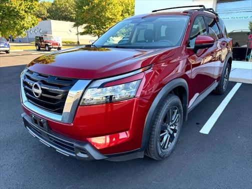 2022 Nissan Pathfinder SV 4WD