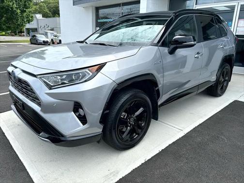 2021 Toyota RAV4 Hybrid SE