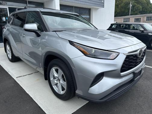 2022 Toyota Highlander L