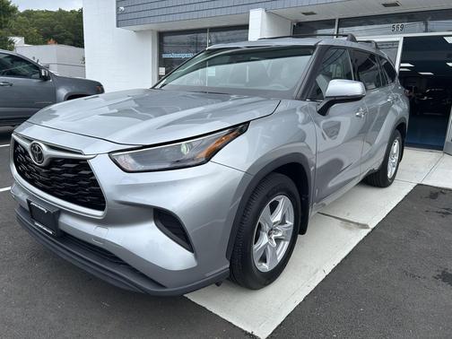 2022 Toyota Highlander L