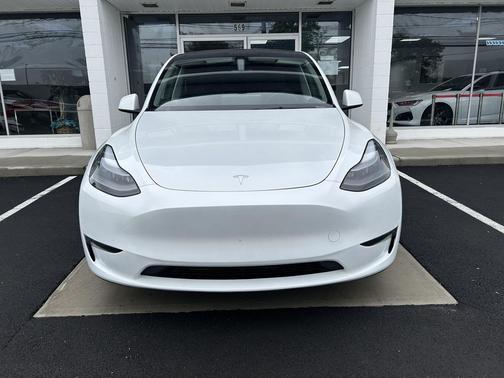 - 2024 Tesla Model Y Performance Dual Motor All-Wheel Drive