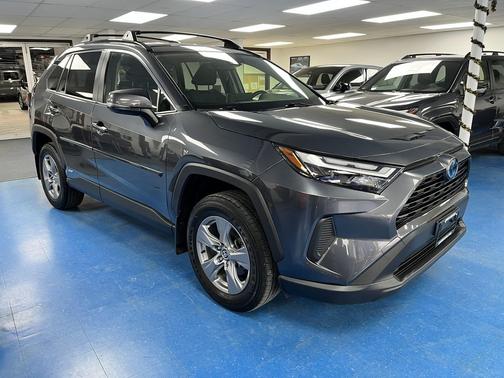 2023 Toyota RAV4 Hybrid XLE