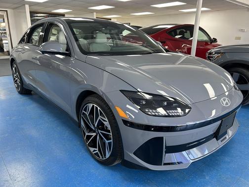 2025 Hyundai IONIQ 6 Limited