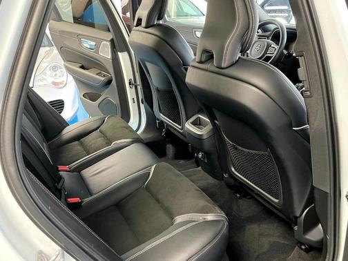 2019 Volvo XC60 T5 R-Design