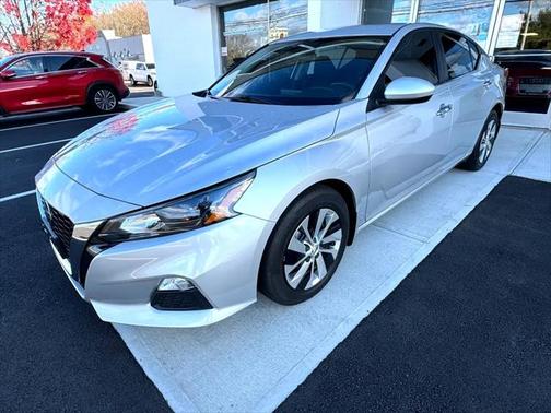 2022 Nissan Altima S FWD