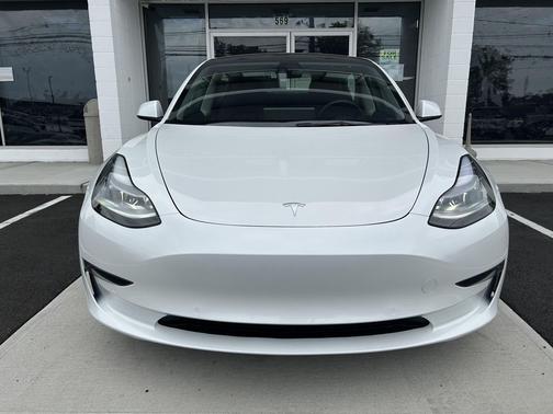 2023 Tesla Model 3 Standard Range