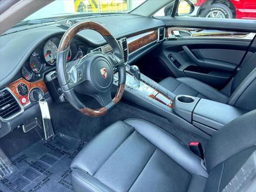 2012 Porsche Panamera 4S