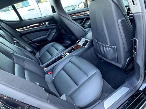 2012 Porsche Panamera 4S