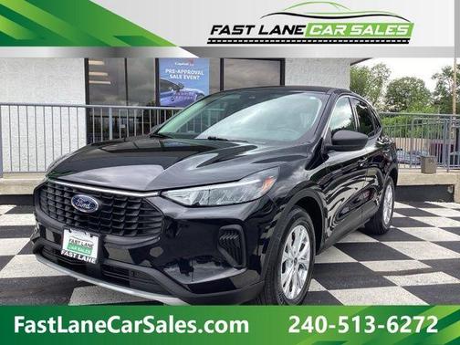 Black Metallic 2024 Ford Escape Active