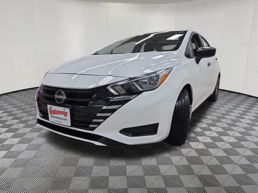 Fresh Powder 2024 Nissan Versa 1.6 S