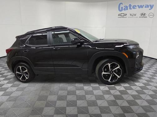 Mosaic Black Metallic 2022 Chevrolet Trailblazer RS