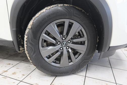 2023 Nissan Pathfinder SV 4WD